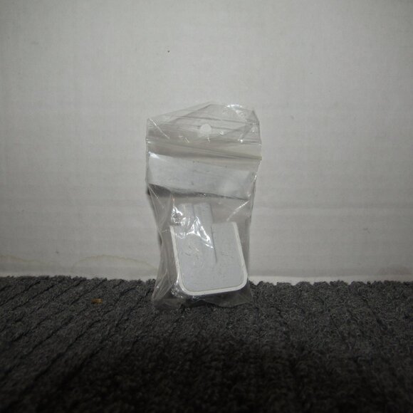 Apple Duckhead flip plug - Picture 2 of 3